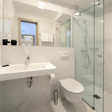 Grand Adriatic Ii Szálloda 3*